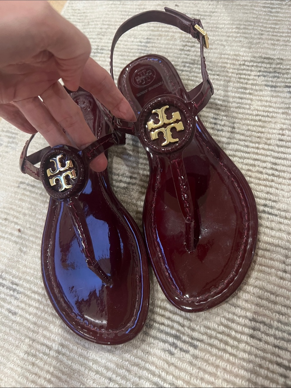 Tory Burch Glossy Burgundy Patent Thong Sandals with Gold Logo